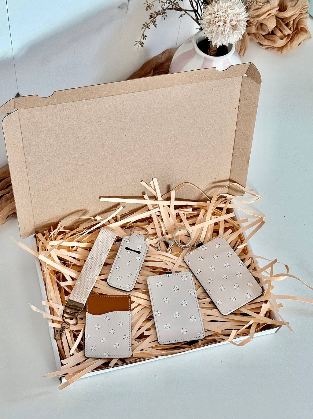 Gift Box ''The Worker'' Matching Accessory Bundle 12 Pattern 5