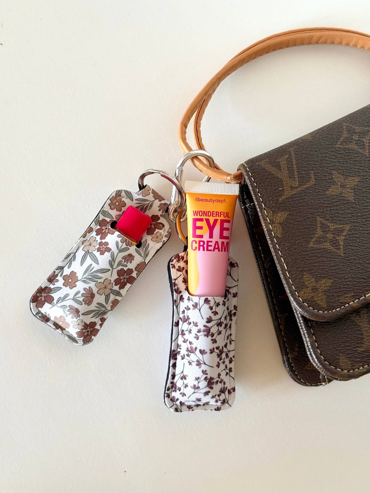 Lipstick/balm/gloss Keychain Chapstick 72 patterns neoprene 3